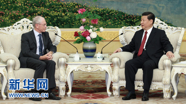 【1】2011年5月18日，中国国家副主席习近平在北京人民大会堂会见欧洲理事会主席范龙佩。.jpg
